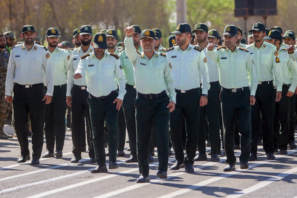 سربازان امام زمان آماده دفاع از کشور هستند